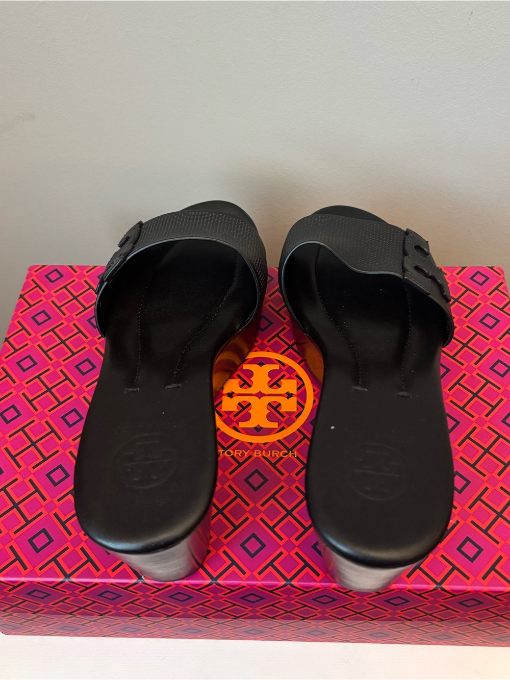 Tory Burch Black Women's Wedge Slide Sandals - Sleek Platform Style - Picture 4 of 8